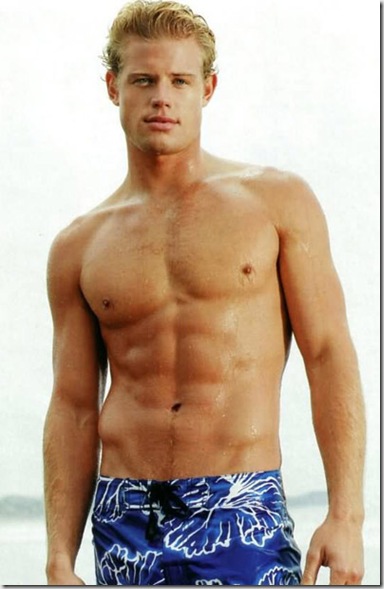 Trevor Donovan short acting career includes the role of Jeremy Horton in